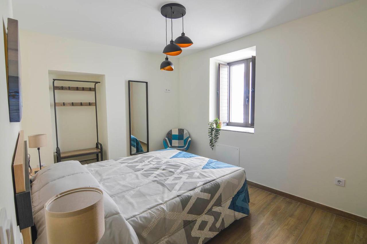 Apartamentos Turisticos Hornillo กาเซเรส ภายนอก รูปภาพ